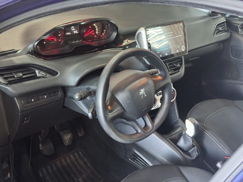 PEUGEOT 208 1.0 VTI 68 LIKE 2015