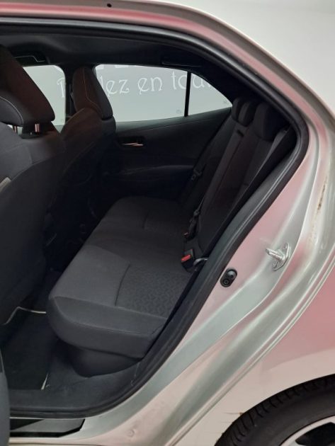 TOYOTA COROLLA BERLINE 122cv DYNAMIC BUSINESS/1 ERE MAIN/TVA RECUPERABLE