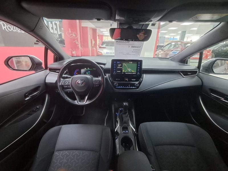 TOYOTA COROLLA BERLINE 122cv DYNAMIC BUSINESS/1 ERE MAIN/TVA RECUPERABLE
