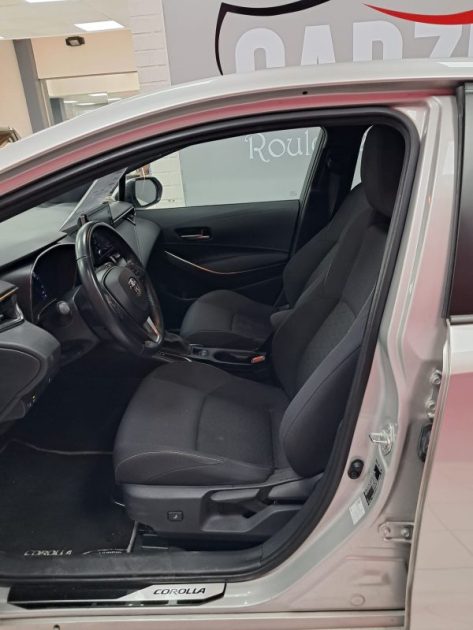 TOYOTA COROLLA BERLINE 122cv DYNAMIC BUSINESS/1 ERE MAIN/TVA RECUPERABLE