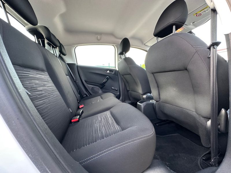 PEUGEOT 208 1.4 HDI 68 ACCESS 2015