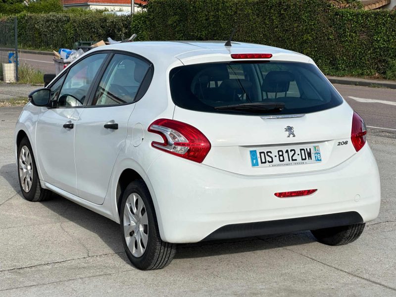 PEUGEOT 208 1.4 HDI 68 ACCESS 2015