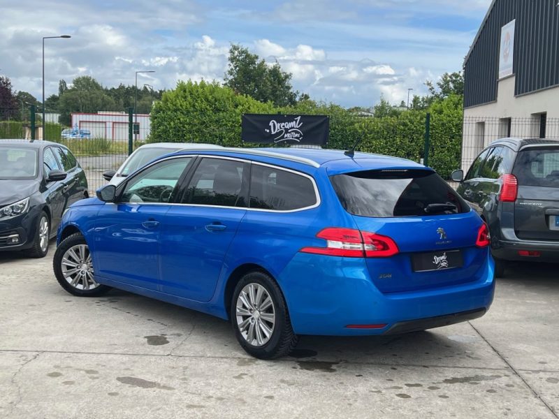Peugeot 308 II SW 1.2i 130 Allure / Garantie 3/12 Mois