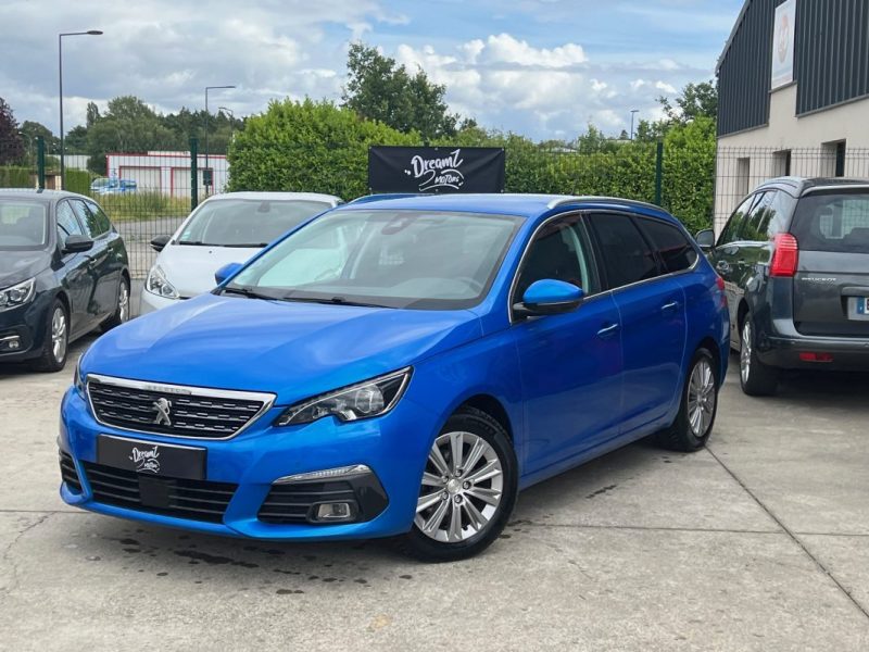 Peugeot 308 II SW 1.2i 130 Allure / Garantie 3/12 Mois