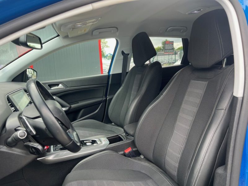 Peugeot 308 II SW 1.2i 130 Allure / Garantie 3/12 Mois