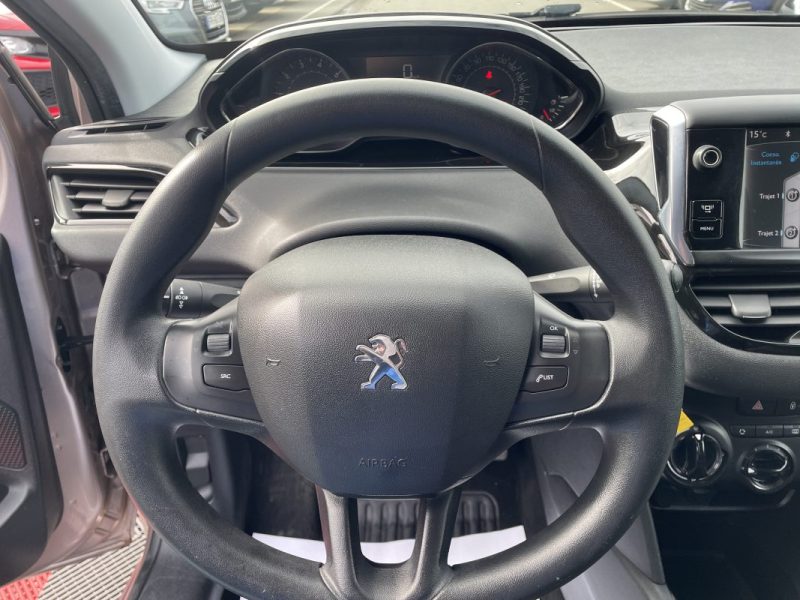 PEUGEOT 208 1.2  VTI ACTIVE 2012