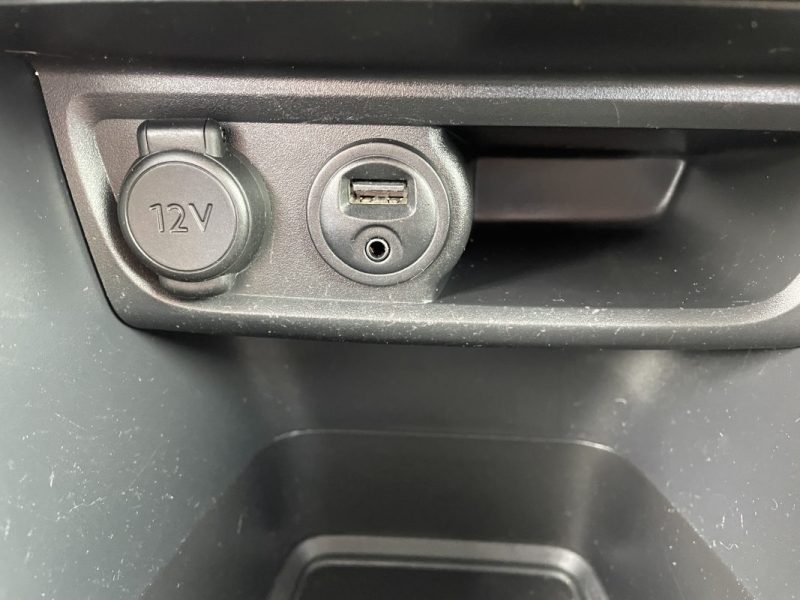 PEUGEOT 208 1.2  VTI ACTIVE 2012