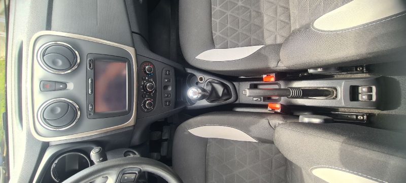 DACIA Sandero - 0.9 TCe 90ch Stepway Prestige 