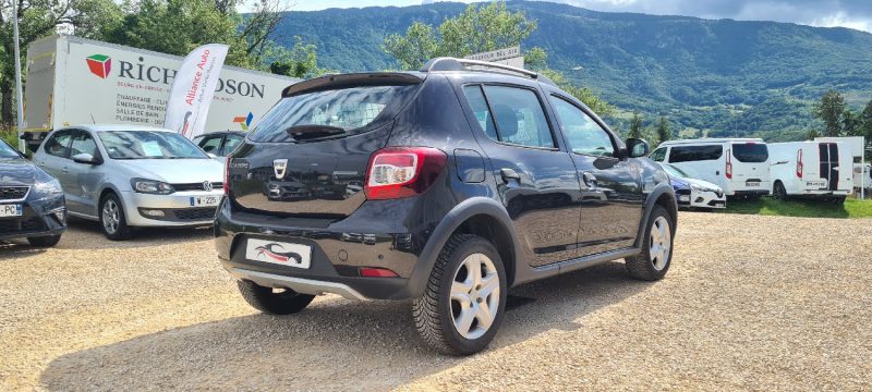 DACIA Sandero - 0.9 TCe 90ch Stepway Prestige 