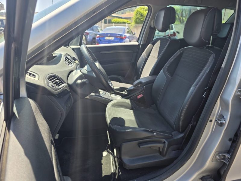 RENAULT SCENICIII XMOD 1.5 DCI 110 ZEN EDC 2013