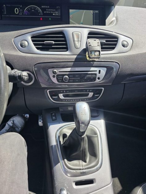 RENAULT SCENICIII XMOD 1.5 DCI 110 ZEN EDC 2013