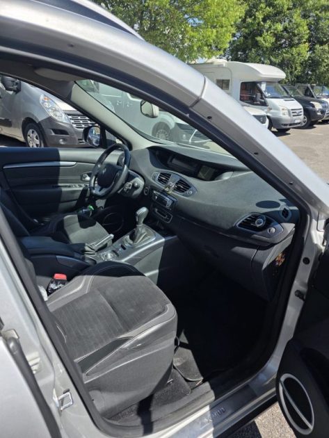 RENAULT SCENICIII XMOD 1.5 DCI 110 ZEN EDC 2013