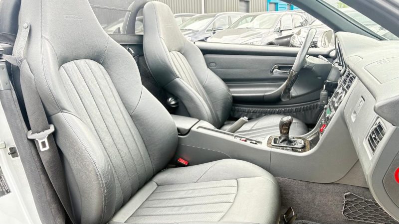 Mercedes-Benz SLK 200 Kompressor 163ch Pack AMG Xenon GPS  