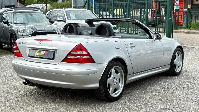 Mercedes-Benz SLK 200 Kompressor 163ch Pack AMG Xenon GPS  