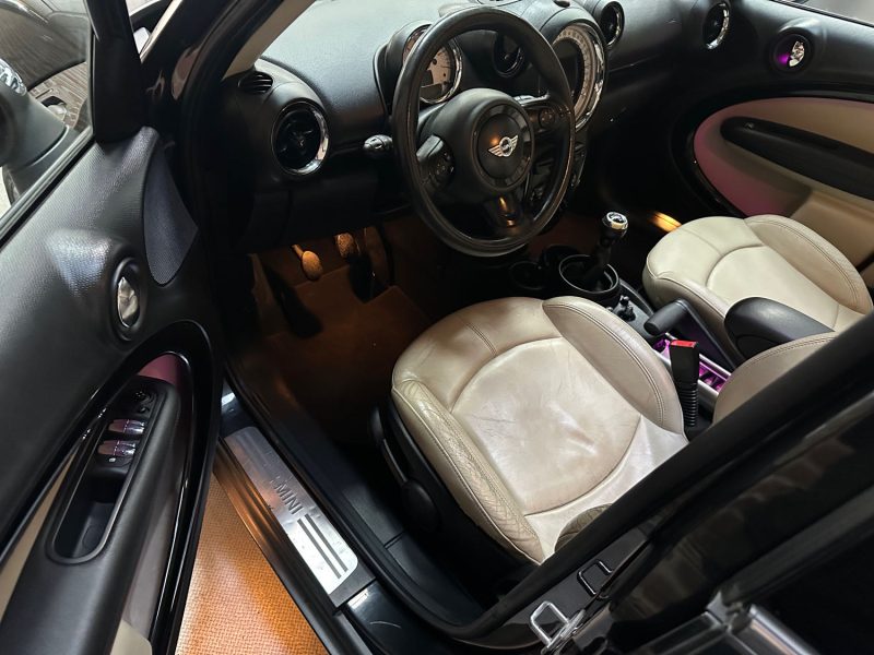 MINI COUNTRYMAN COOPER D 112CH PACK CHILI 2013