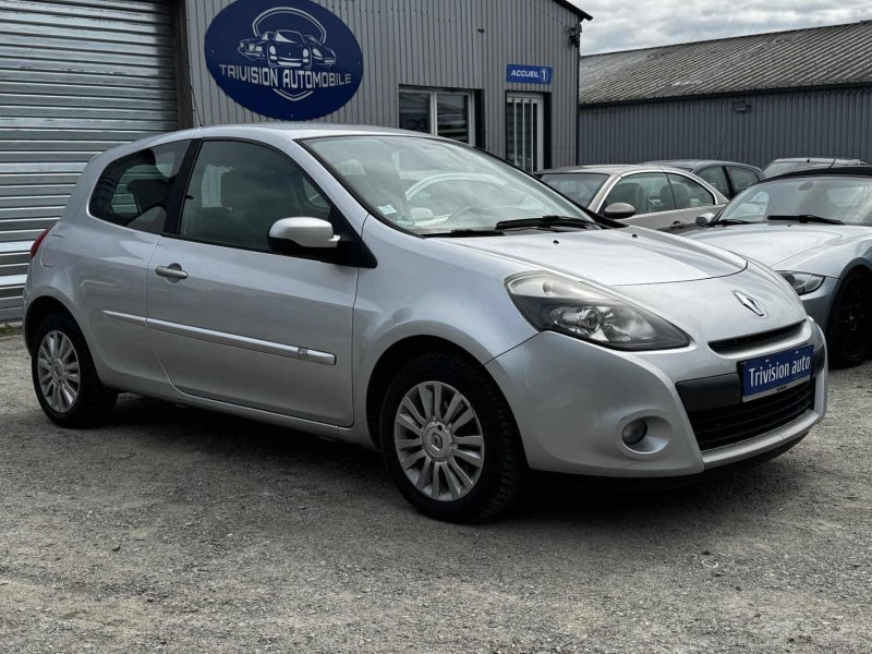 RENAULT CR1JBH 1.2 16V 75CH ESSENCE 2010