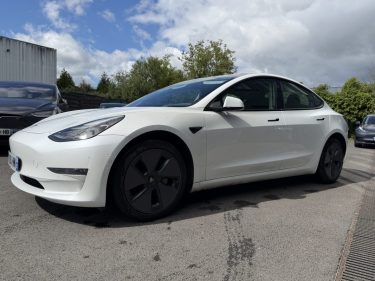 TESLA MODEL 3 DUAL MOTOR AWD GRANDE AUTONOMIE 2021 ATTELAGE