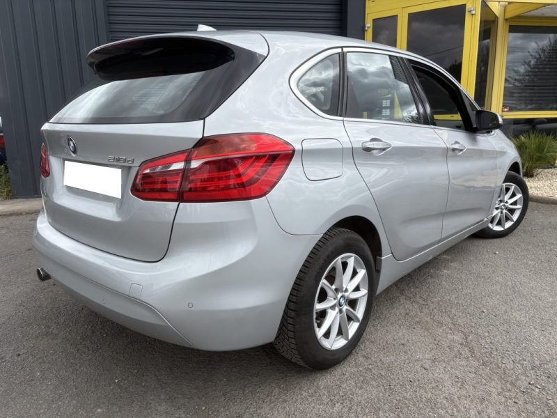 BMW 2 ACTIVE TOURER (F45) 218 D business design