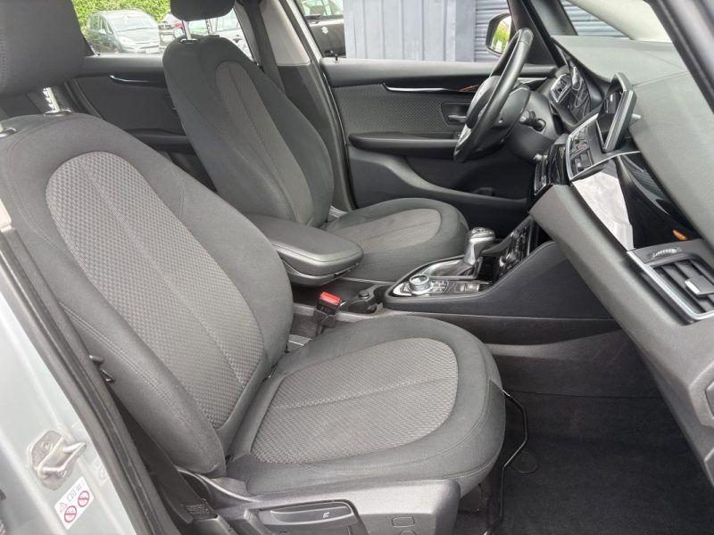 BMW 2 ACTIVE TOURER (F45) 218 D business design