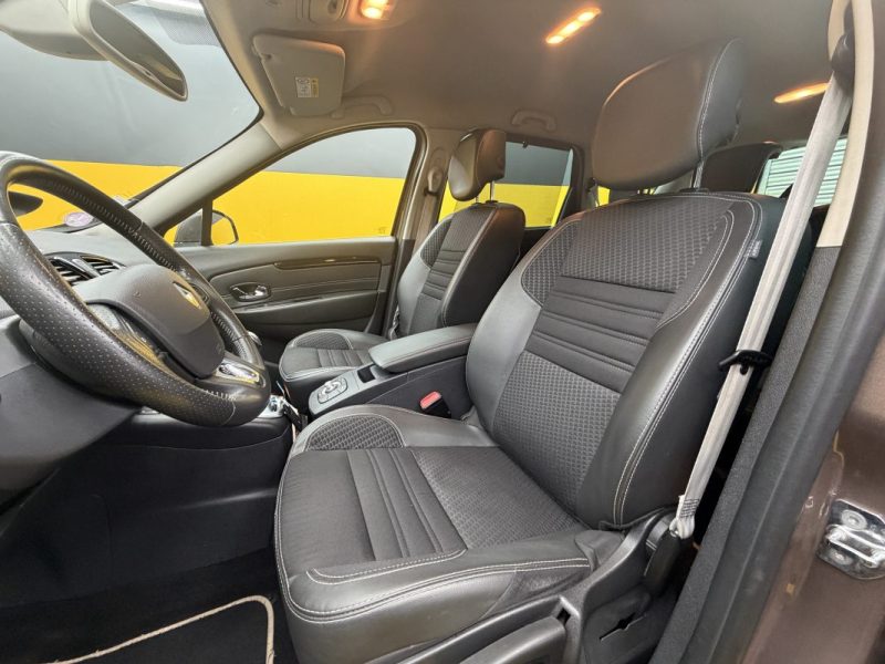 RENAULT SCENICIII GRAND 1.2 TCE 130 BOSE 7 PLACES