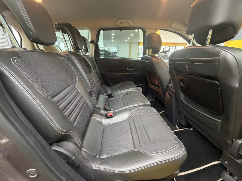 RENAULT SCENICIII GRAND 1.2 TCE 130 BOSE 7 PLACES