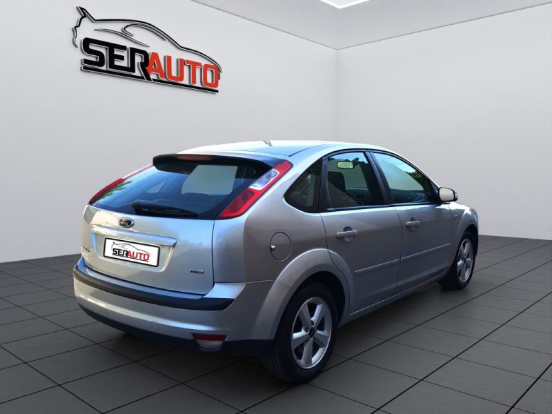 FORD FOCUS II 1.8 TDCI 115 TITANIUM