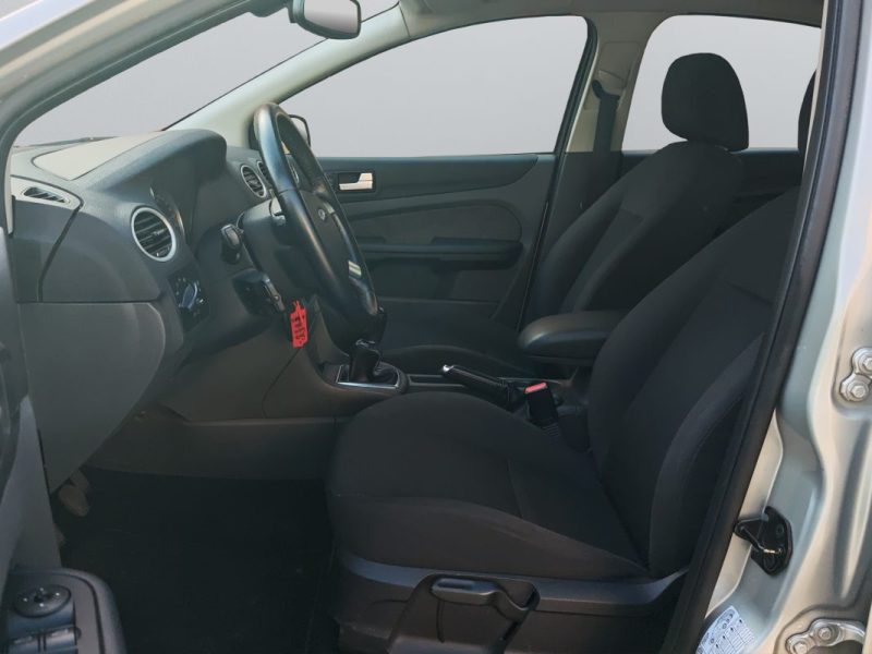 FORD FOCUS II 1.8 TDCI 115 TITANIUM