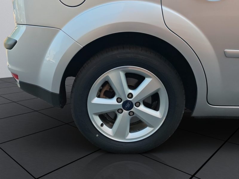 FORD FOCUS II 1.8 TDCI 115 TITANIUM