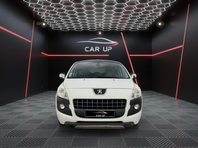 PEUGEOT 3008 1.6 HDI 115 cv Allure
