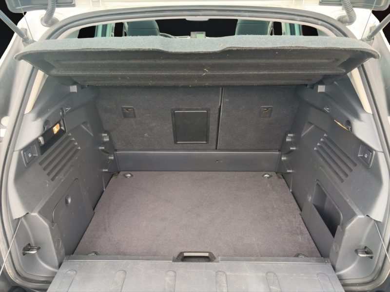 PEUGEOT 3008 1.6 HDI 115 cv Allure