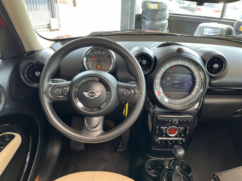 🔹 Mini Countryman (R60) 1.6 122Ch☀️ Toit ouvrant📡 Radar de recul🛋️  cuir🛡️ Garantie 6 mois