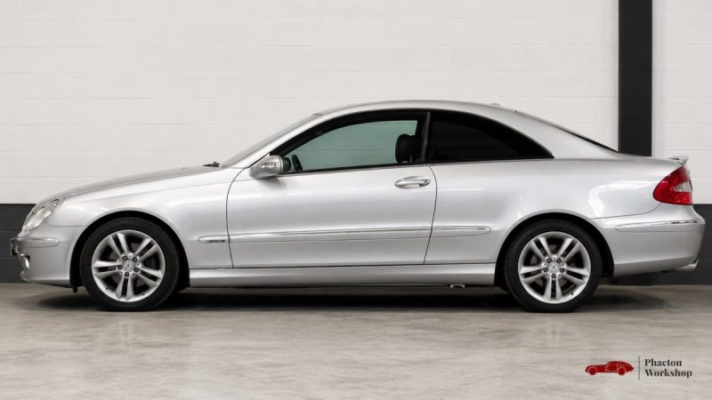 MERCEDES-BENZ CLK 350 AVANTGARDE COUPÉ | TOIT OUVRANT | XENON | SIÈGES ÉLECTRIQUES & CHAUFFANTS
