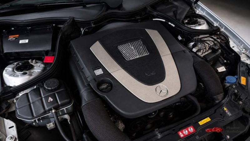 MERCEDES-BENZ CLK 350 AVANTGARDE COUPÉ | TOIT OUVRANT | XENON | SIÈGES ÉLECTRIQUES & CHAUFFANTS