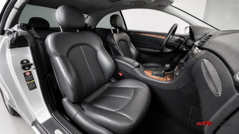 MERCEDES-BENZ CLK 350 AVANTGARDE COUPÉ | TOIT OUVRANT | XENON | SIÈGES ÉLECTRIQUES & CHAUFFANTS