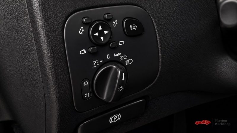 MERCEDES-BENZ CLK 350 AVANTGARDE COUPÉ | TOIT OUVRANT | XENON | SIÈGES ÉLECTRIQUES & CHAUFFANTS