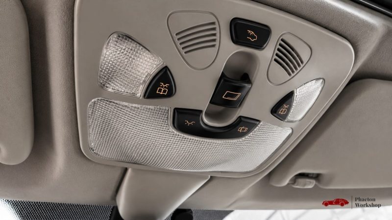 MERCEDES-BENZ CLK 350 AVANTGARDE COUPÉ | TOIT OUVRANT | XENON | SIÈGES ÉLECTRIQUES & CHAUFFANTS
