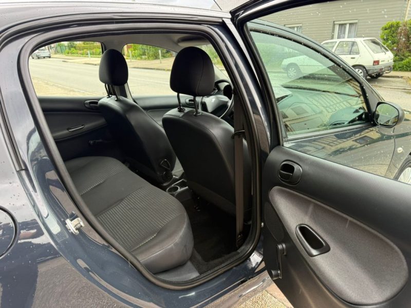 Peugeot 206+ 1.1E 60Ch Urban - 85 735 km