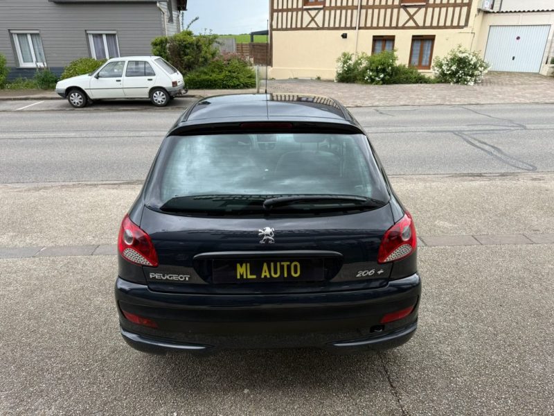 Peugeot 206+ 1.1E 60Ch Urban - 85 735 km