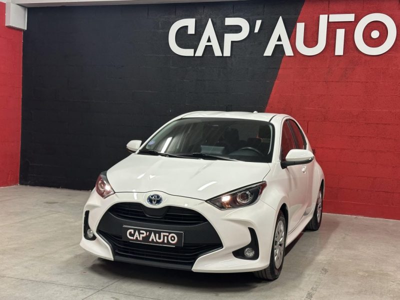 TOYOTA YARIS 116H DYNAMIC BUSINESS + PROGRAMME BEYONCE ZERO ACADEMY