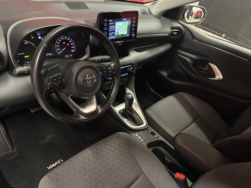 TOYOTA YARIS 116H DYNAMIC BUSINESS + PROGRAMME BEYONCE ZERO ACADEMY