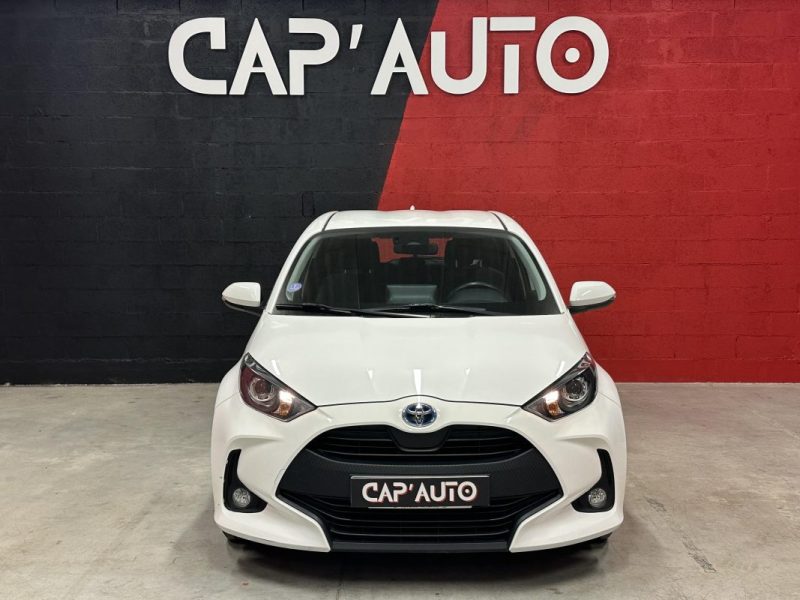 TOYOTA YARIS 116H DYNAMIC BUSINESS + PROGRAMME BEYONCE ZERO ACADEMY