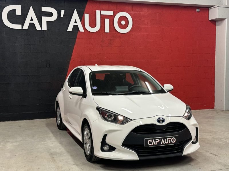 TOYOTA YARIS 116H DYNAMIC BUSINESS + PROGRAMME BEYONCE ZERO ACADEMY