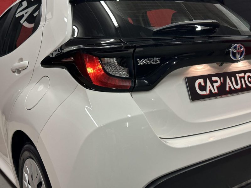 TOYOTA YARIS 116H DYNAMIC BUSINESS + PROGRAMME BEYONCE ZERO ACADEMY