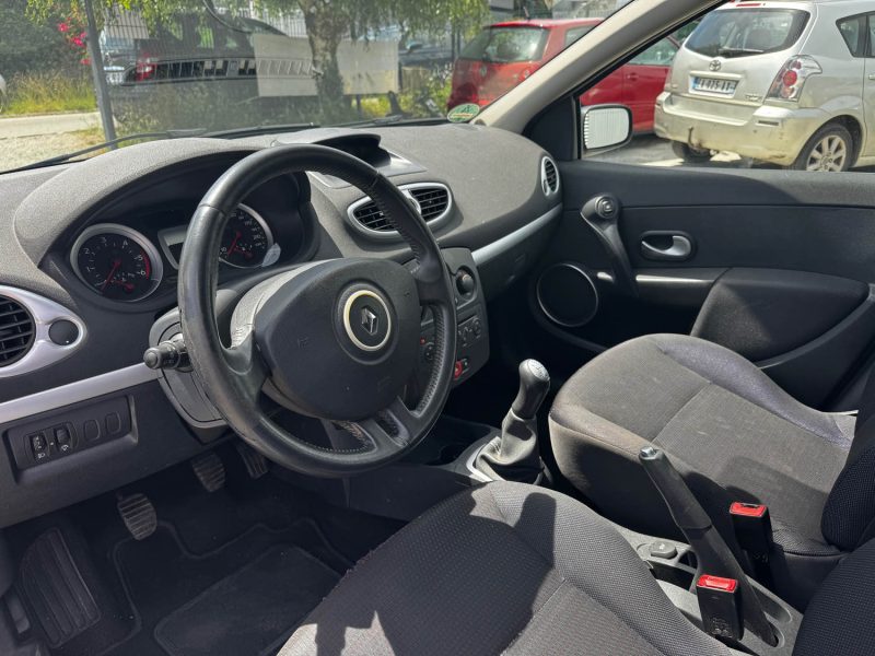 RENAULT CLIO GRANDTOUR 1.5 DCI 86CH 2008