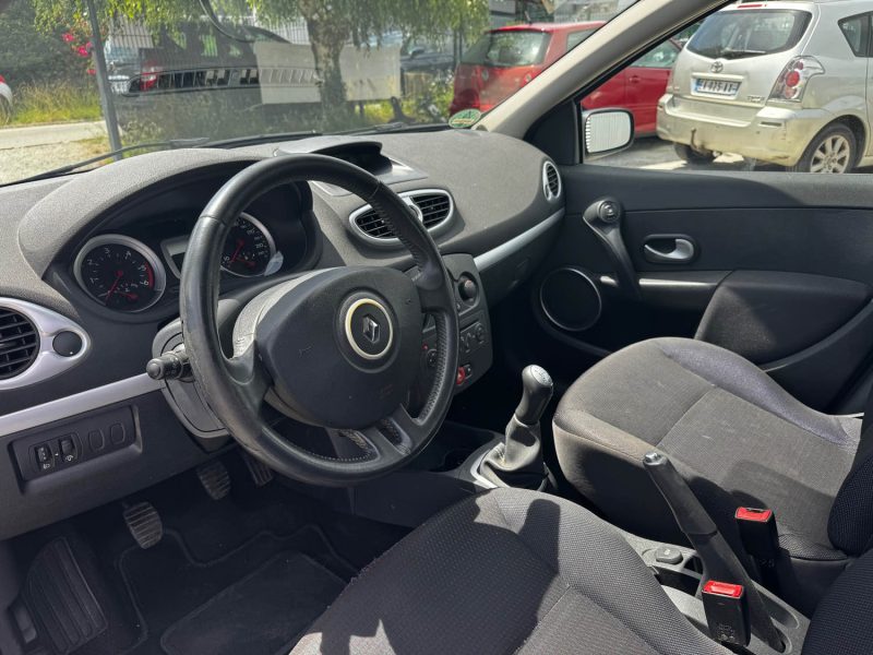 RENAULT CLIO GRANDTOUR 1.5 DCI 86CH 2008
