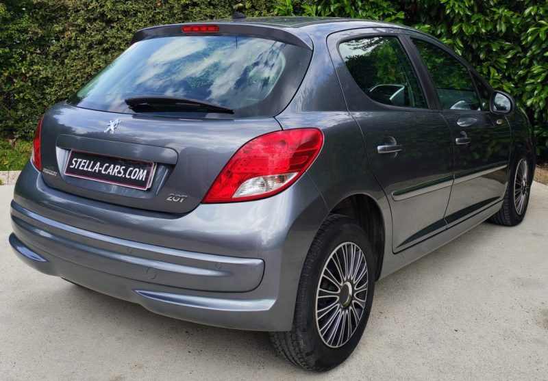 Peugeot 207 1.4l VTI Premium BVA 95ch