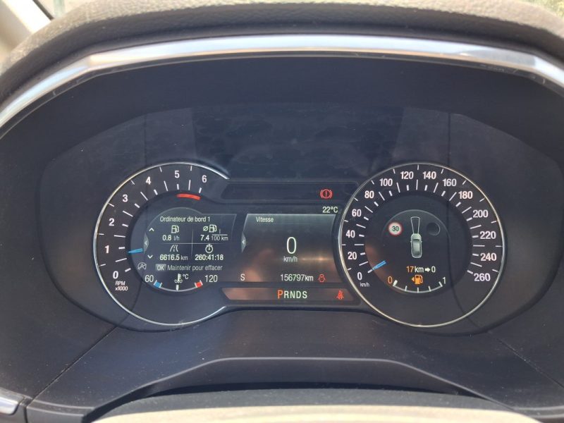 FORD S-MAX 2.0 ECO BLUE 150 CV BVA8 TITANIUM TOIT PANORAMIQUE SIEGES CHAUFFANTS 