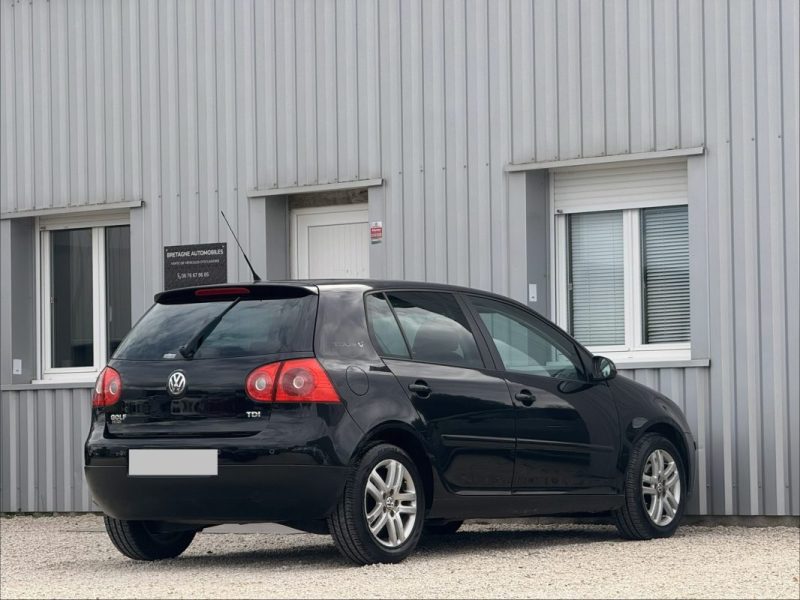 VOLKSWAGEN GOLF  PIECE AUTO 1.9 TDI 105CV 2008 230 500 KM 
