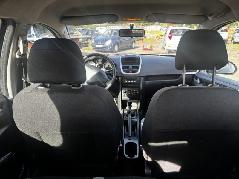 PEUGEOT 207 1.4E 16V EXECUTIVE 2006