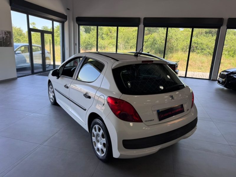 PEUGEOT 207 1.4 HDI 70cv / 1 ERE MAIN / 124 000km / CLIM 